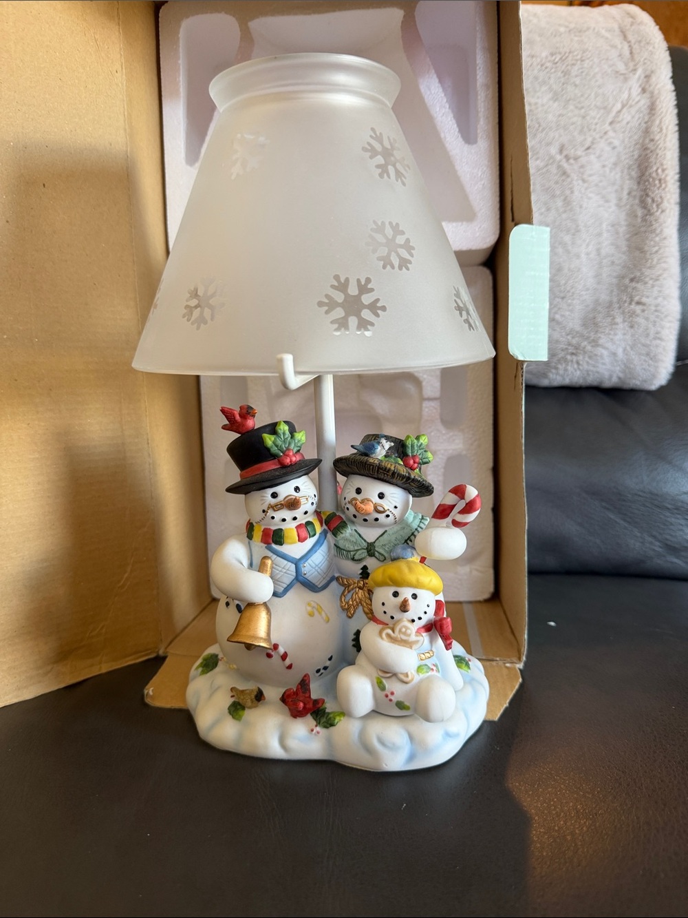 PartyLite Snowbell family tea-light lamp